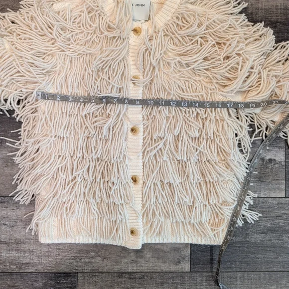 St. John Vanilla Textured Teddy Cardigan Sz. Small